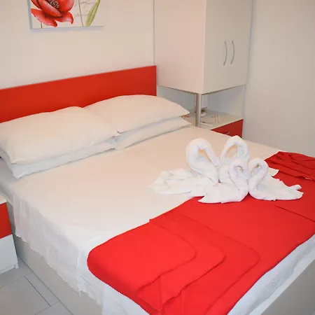Zorana Хостел *