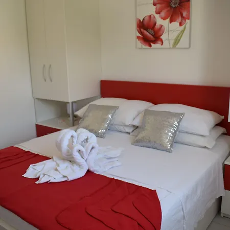 Hostel Zorana