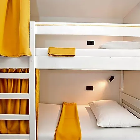 Hostel Zorana