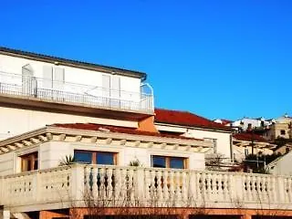 Hostel Zorana