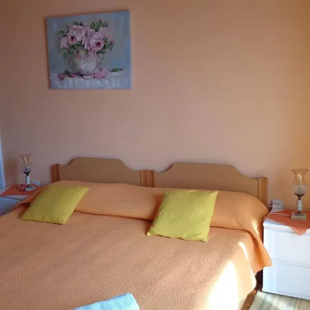 Zorana Hostel Hvar Town