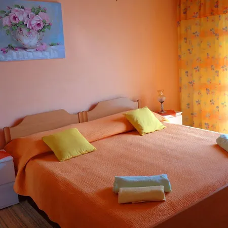 Hostel Zorana